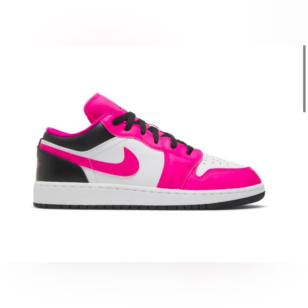 Brand new in box Air Jordan 1 Low (GS)